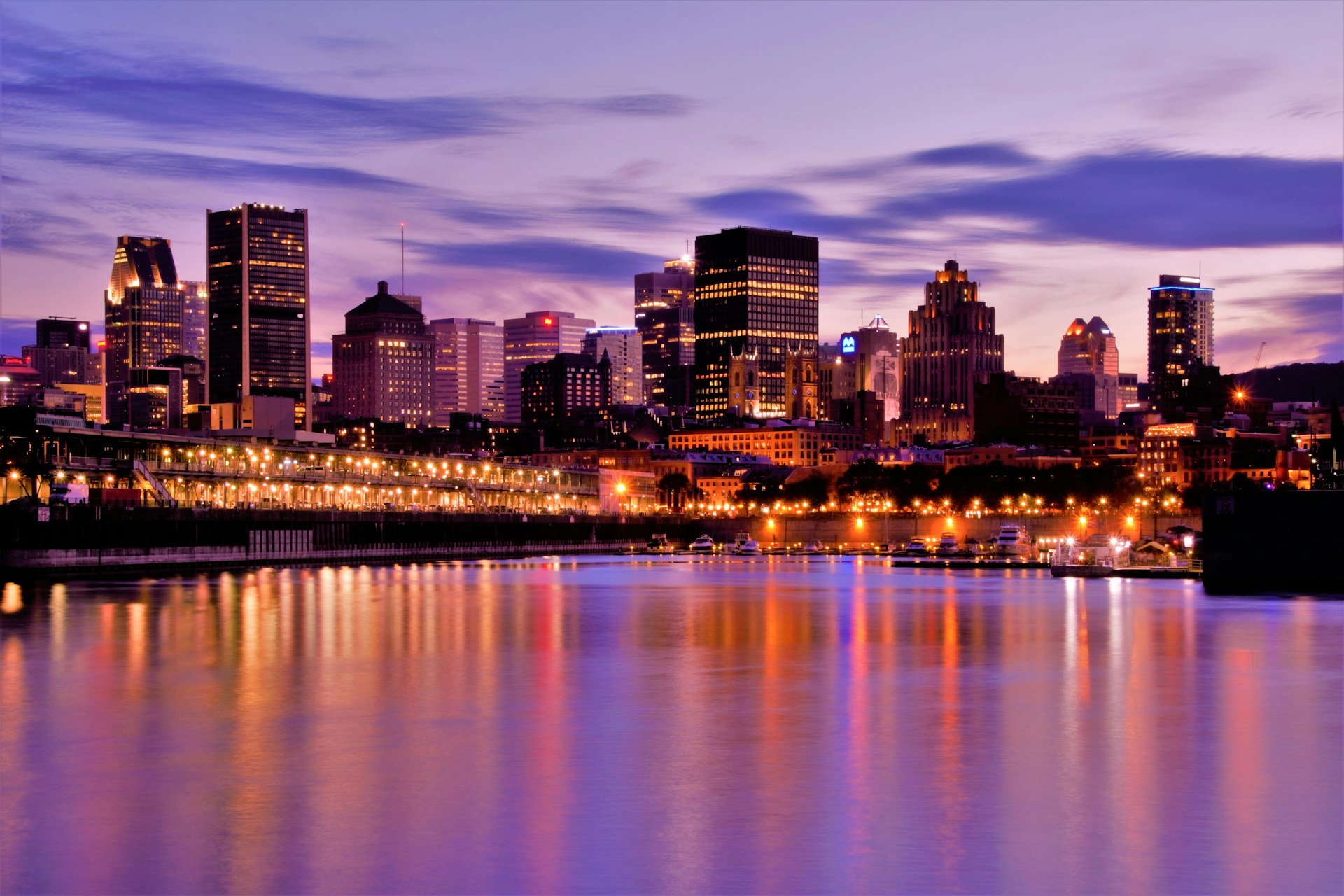 Parc de la Cité-du-Havre, Montreal, Canada by Marc-Olivier Jodoin